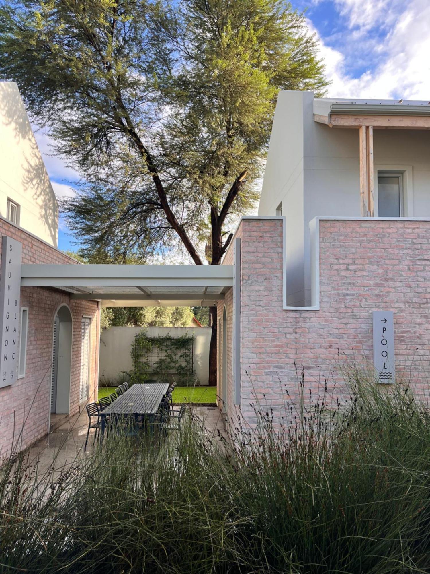 The Windhoek Luxury Suites Экстерьер фото