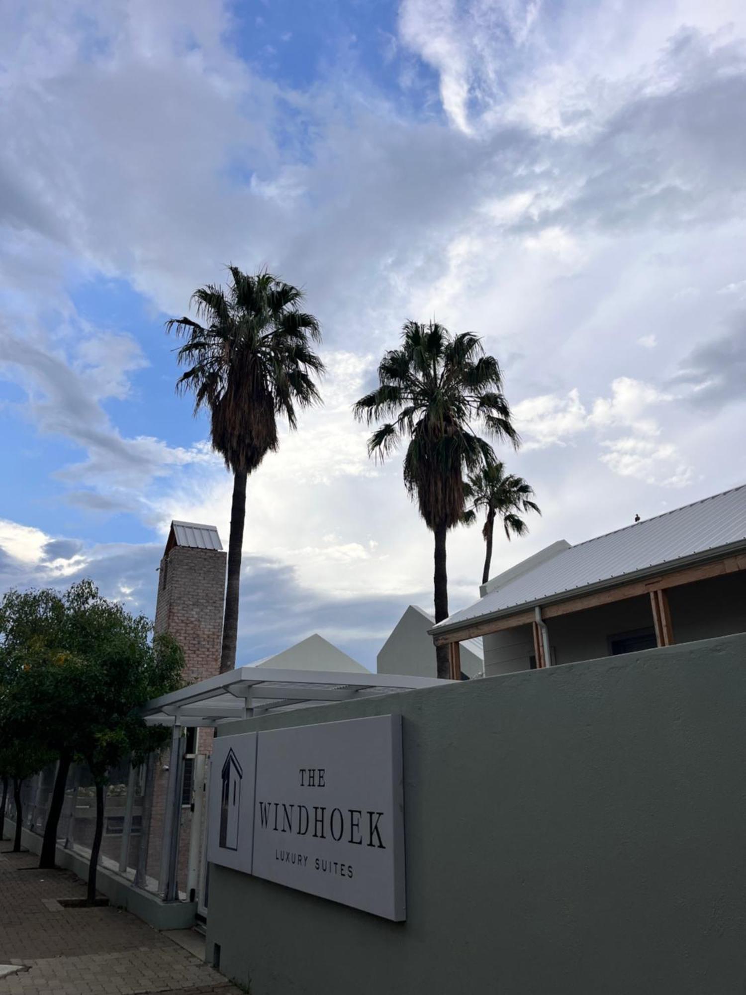 The Windhoek Luxury Suites Экстерьер фото